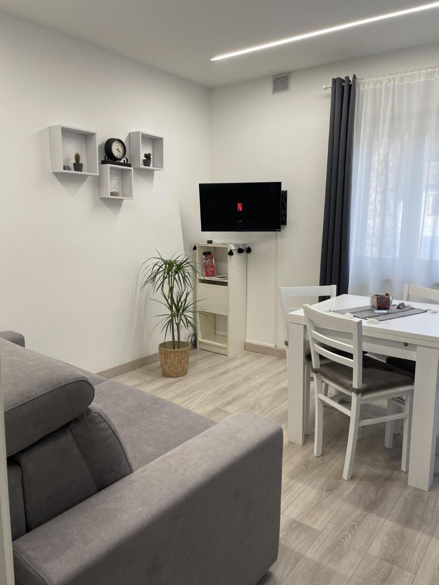 Bnb Apartment Ferrara Udine Ngoại thất bức ảnh